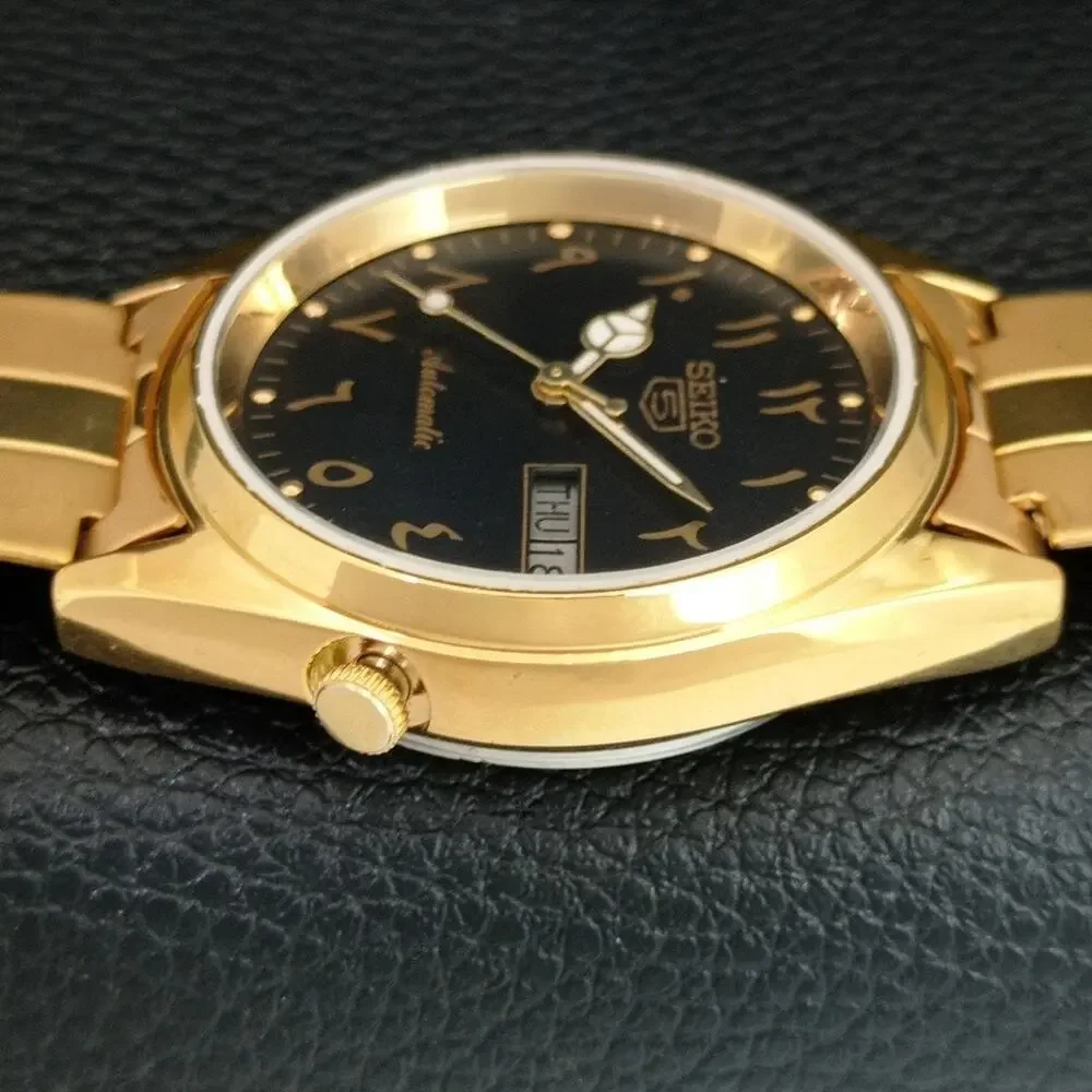 Vintage 1972 Seiko Automatic Mens Gold Watch W/daydate & Black accents